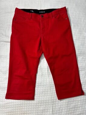 Liz Claiborne Bright Red Mid-Rise Cropped Pants